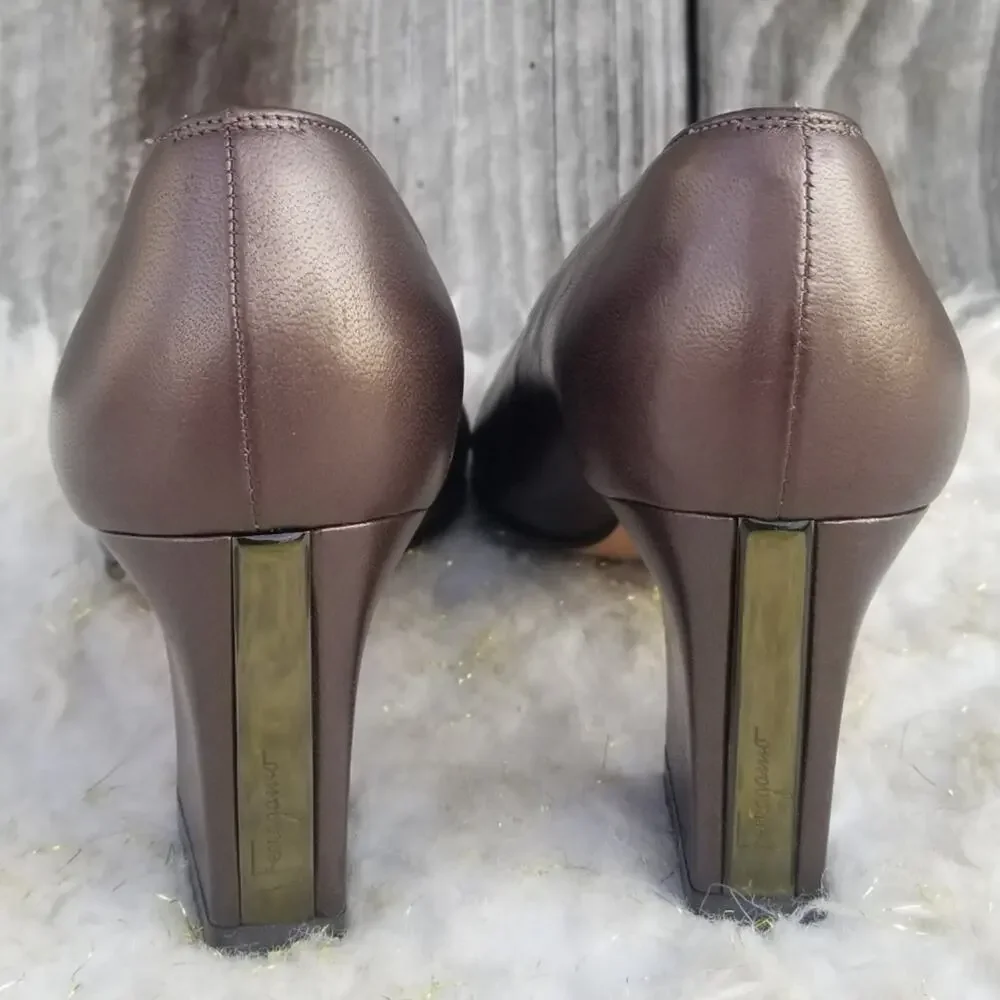 Brown Ferragamo Heels Size 6 Classic Leather Pumps Italian Shoes VTG 80s - Picture 4 of 12